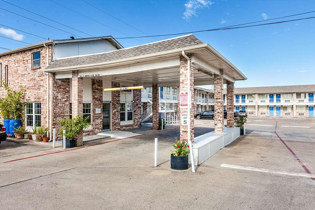 Motel 6 Fort Worth - Northside Ngoại thất bức ảnh