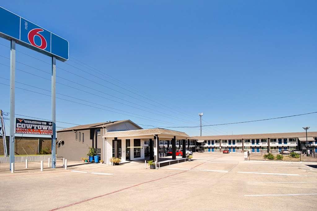 Motel 6 Fort Worth - Northside Ngoại thất bức ảnh